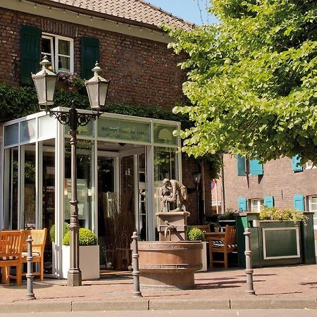 Wellings Romantik Hotel Zur Linde Moers Exteriér fotografie
