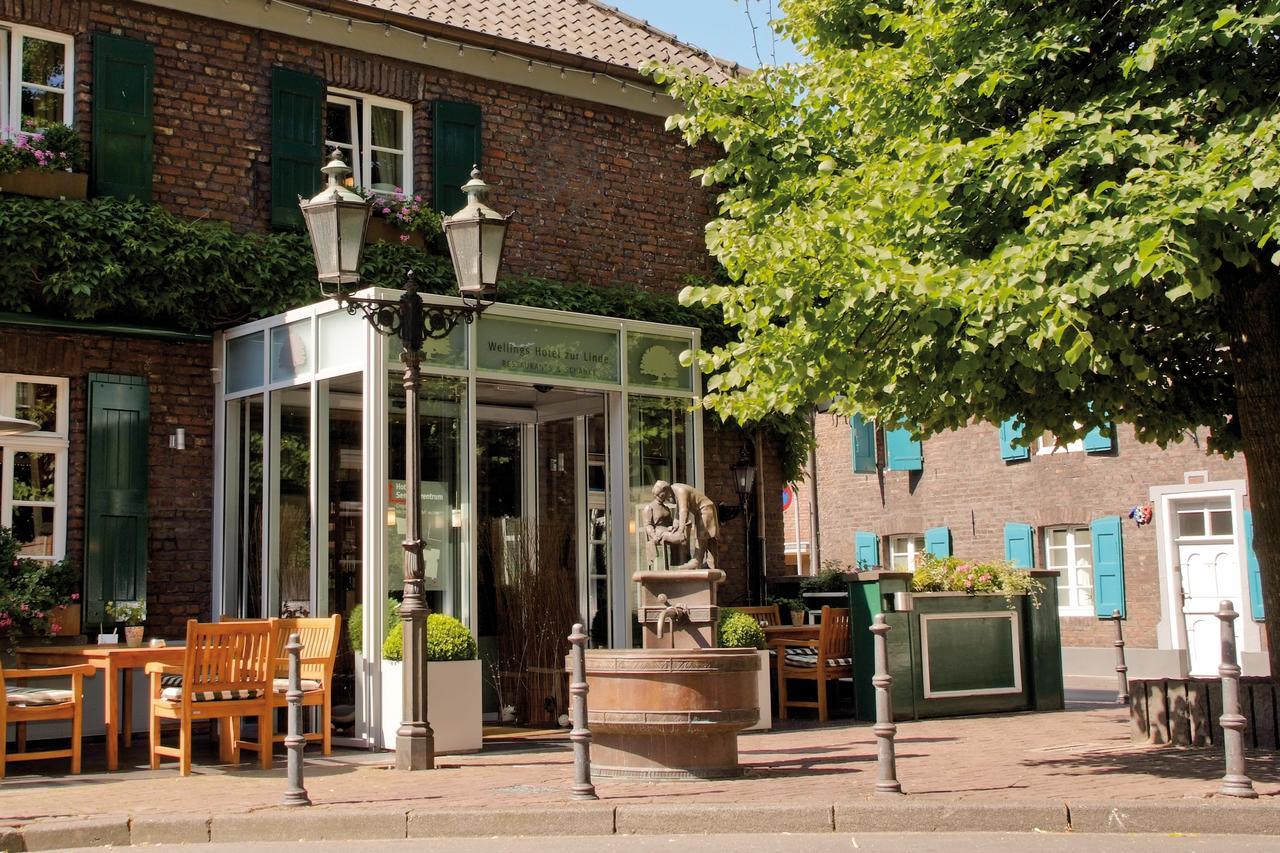 Wellings Romantik Hotel Zur Linde Moers Exteriér fotografie